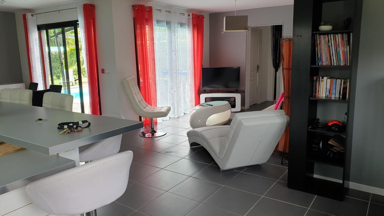 Villa Avec Piscine Chauffee Мольетс-е-Маа Екстериор снимка